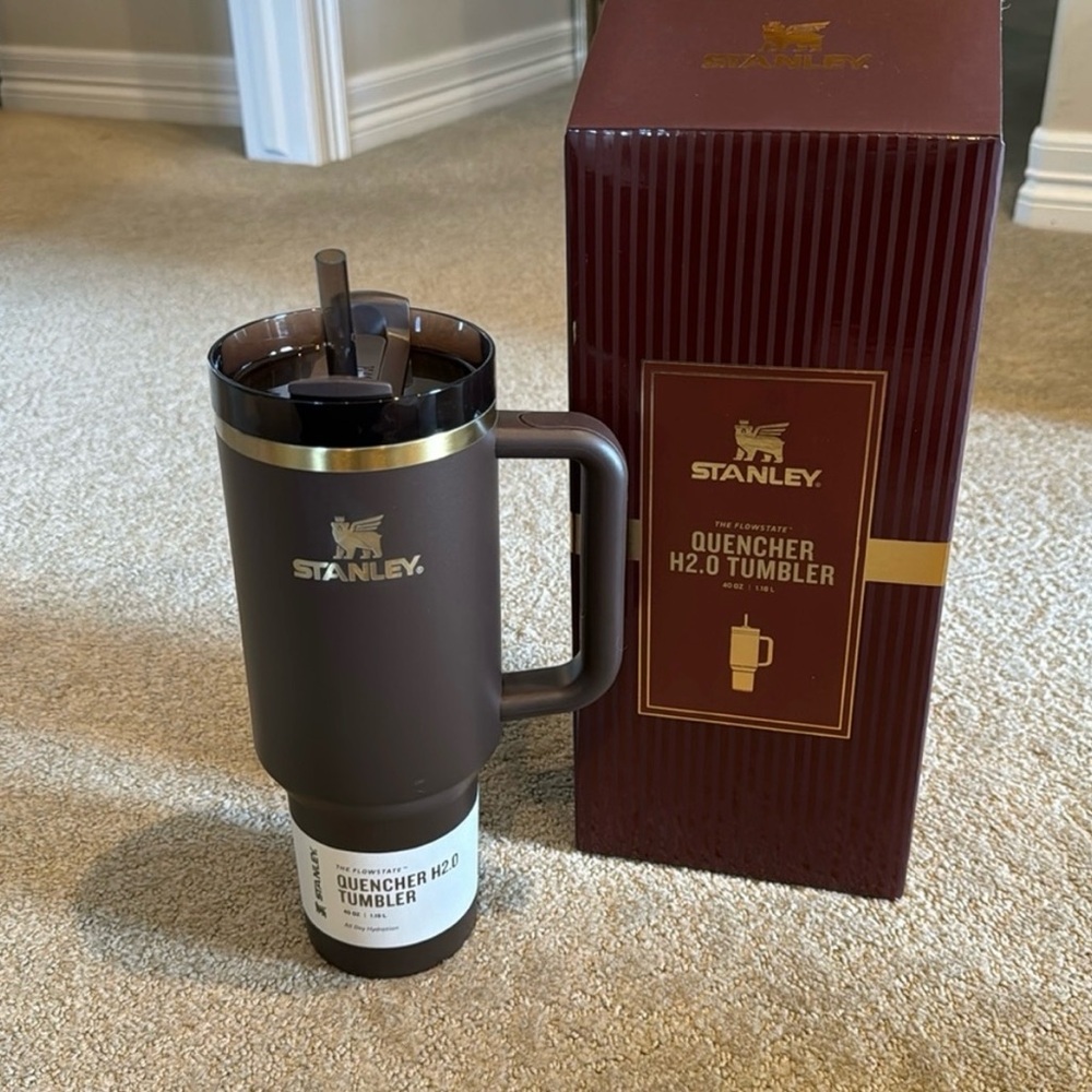 Stanley Chocolate Quencher H2.0 Tumbler